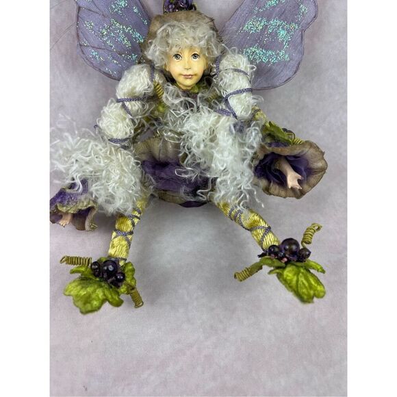Vintage Mark Roberts Collection Fairy Mythical Magical Purple and Green Faye - Picture 2 of 7
